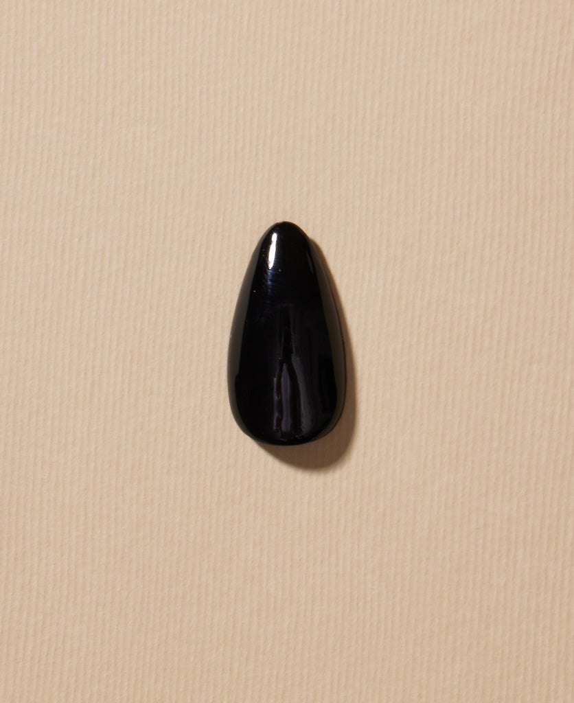 Solid Colour - Noir Almond